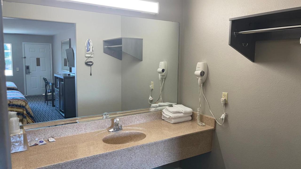 Executive Inn And Suites Houston Bagian luar foto